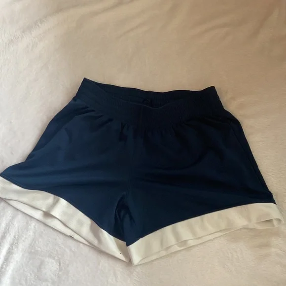 Bundle Of 5 Pair Size S Shorts NIKE 3-ADIDAS CHAMPION (some spots) Tangerine - Picture 4 of 13